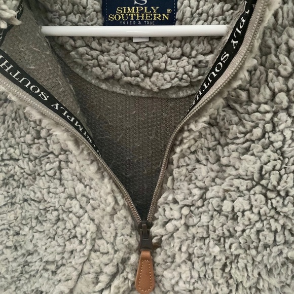 Simply Southern Sherpa Pullover - Picture 4 of 6